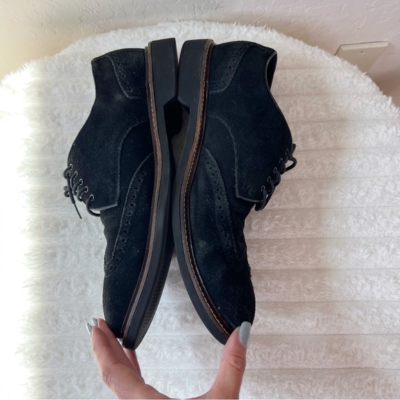 Cole Haan Mens Franklin C11429 Black Suede Wing Tip Dress Shoes - Picture 2 of 8